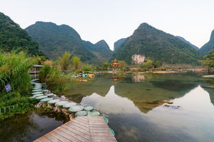 探索瑰丽的瑶族风情，走进凤山县，深度体验广西的秘境之旅